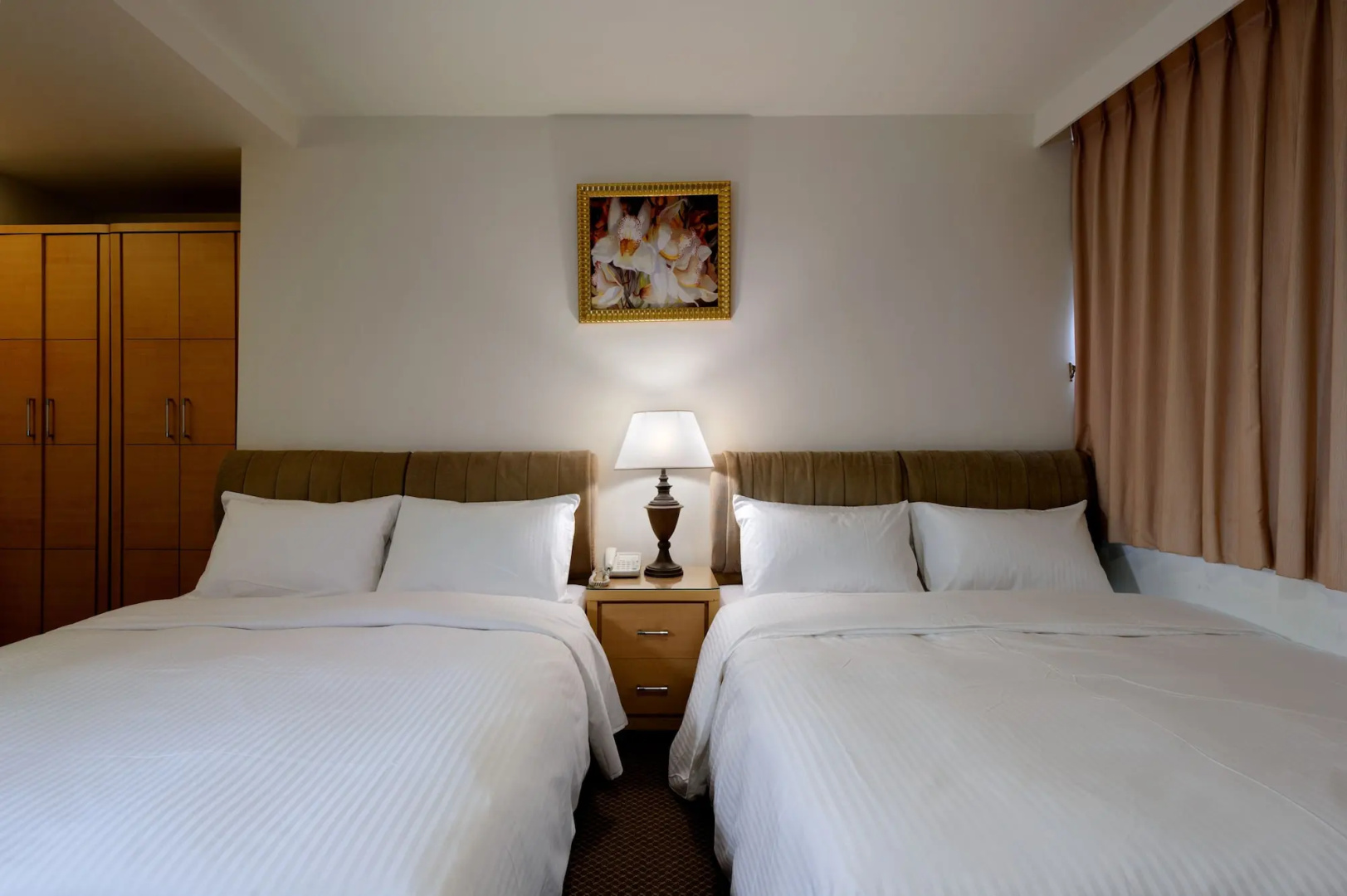 Photo - Nei Jiang Hotel