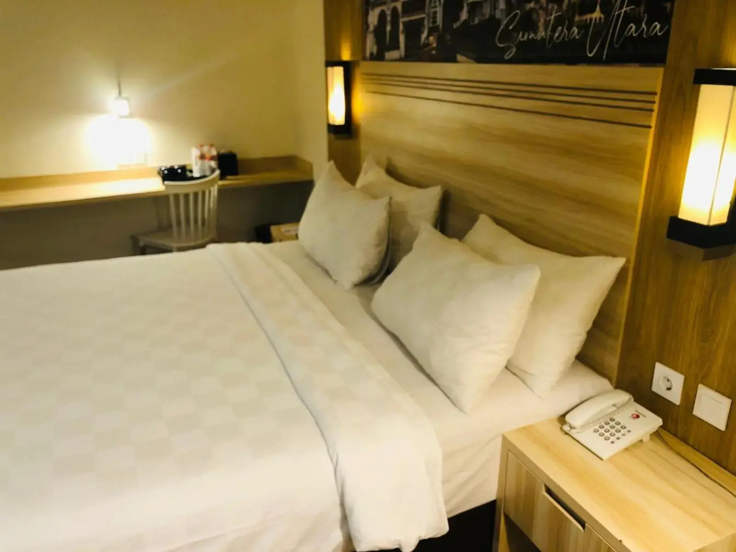 Foto - Cordela Inn Millennium Medan