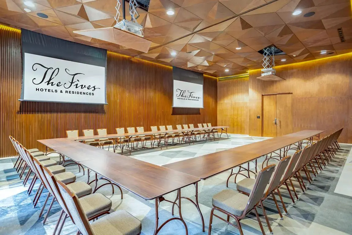 Photo - The Fives Downtown Hotel & Residences, Curio Collection by Hilton