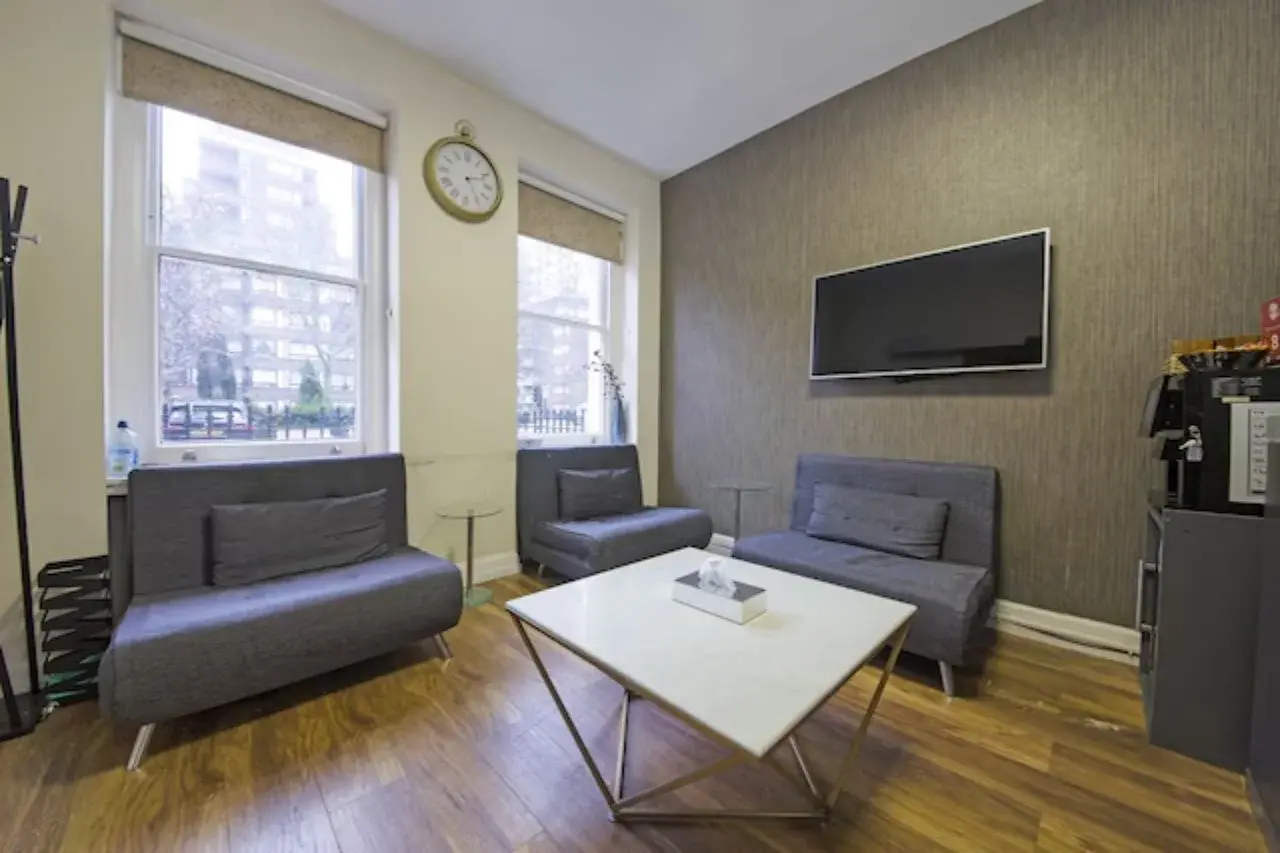 Foto - OYO 24 Sussex, London Paddington