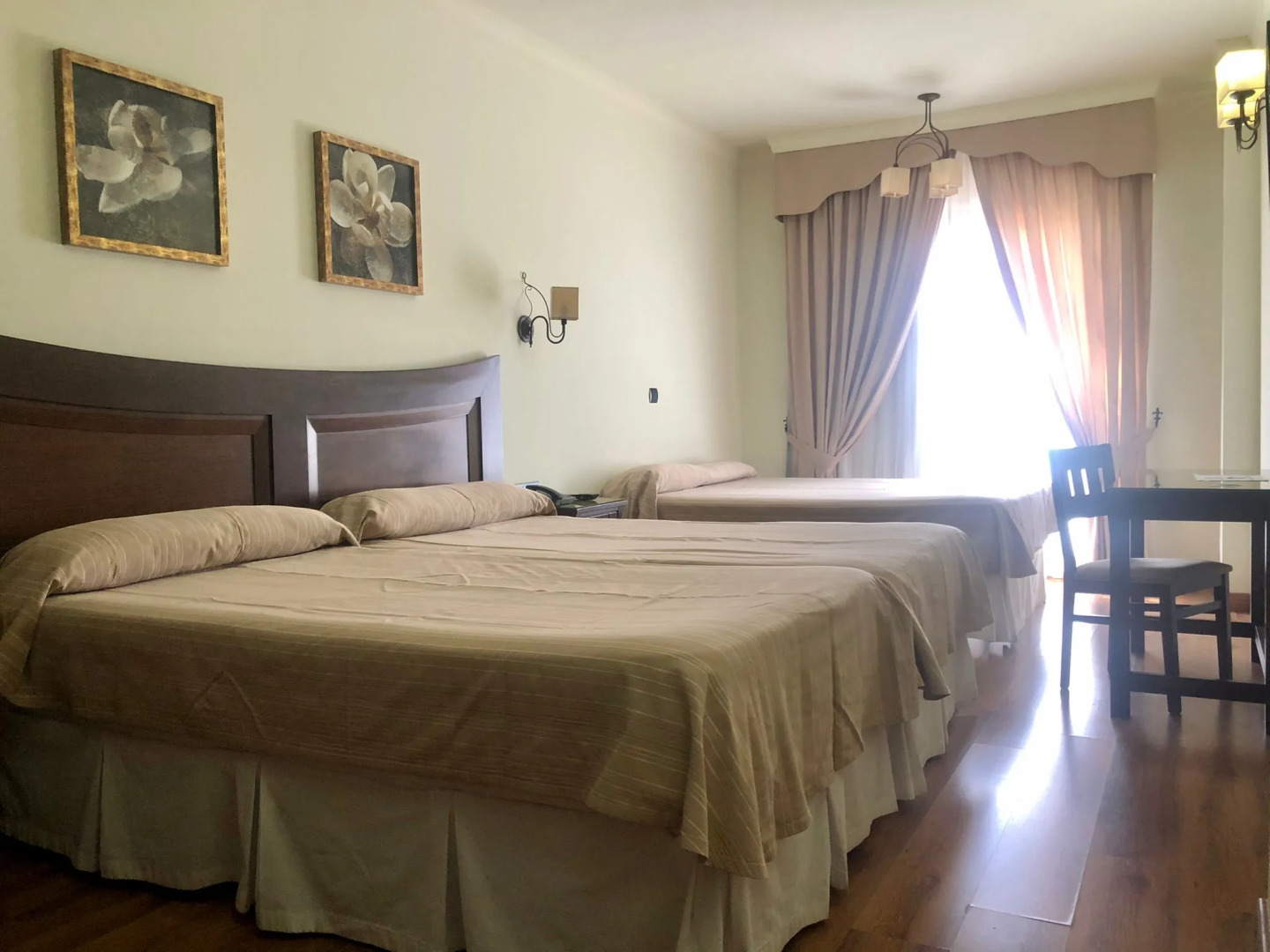 Foto - Los Dólmenes