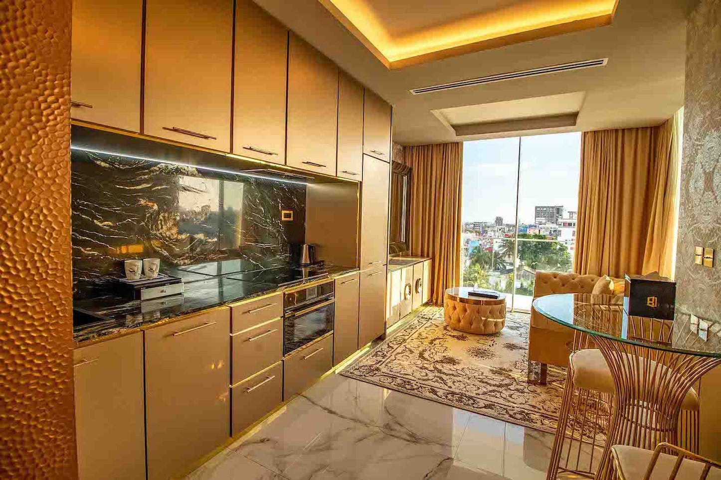 Foto - Number One Oxford Street Hotel & Suites