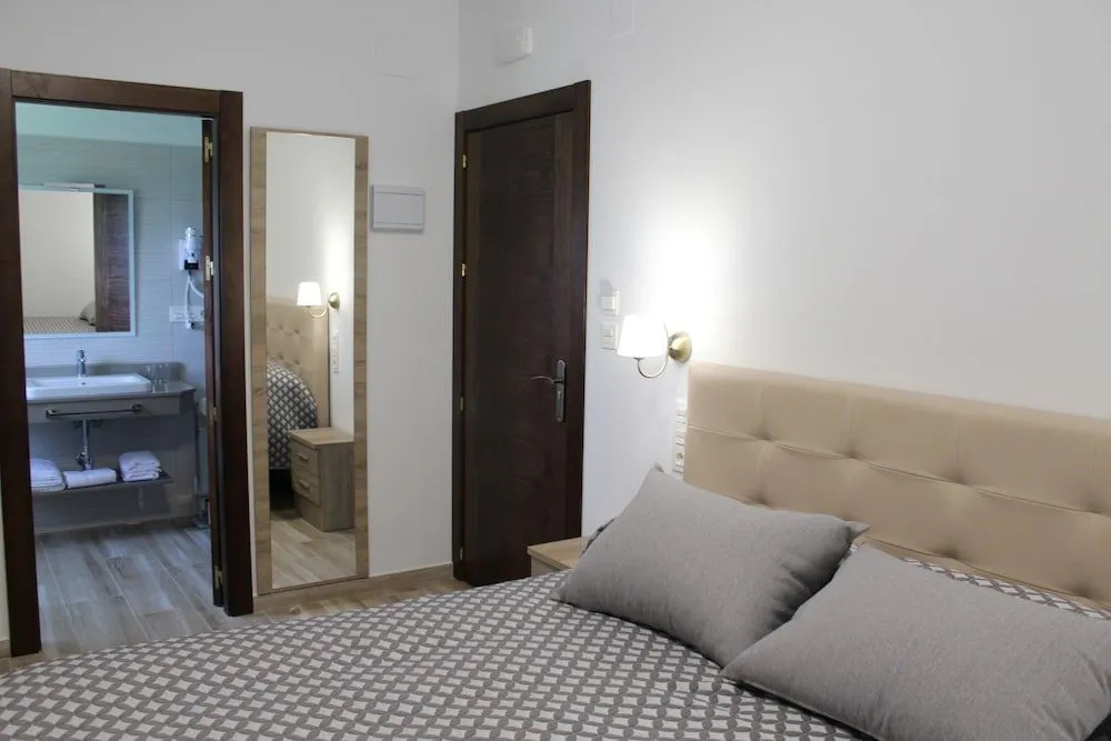 Photo - Hostal y Apartamento Rural Los Naranjos