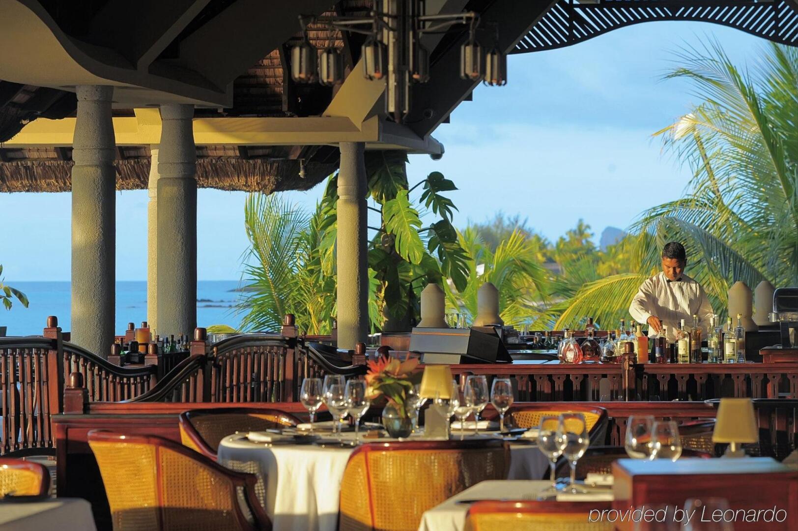 Photo - Royal Palm Beachcomber Luxury