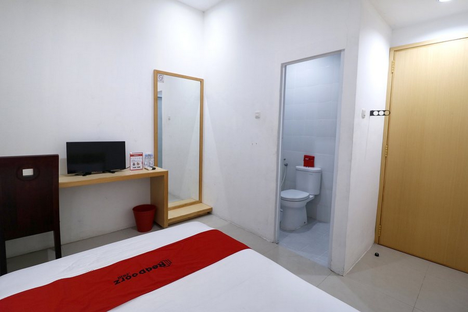 Foto - RedDoorz Plus @ Kapuk Business Park