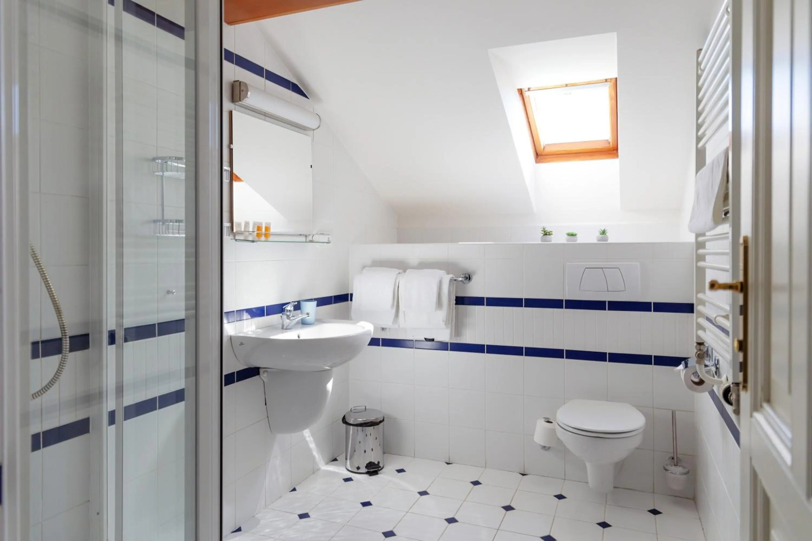 Foto - Art Nouveau Sibelius Apartments Prague 1902