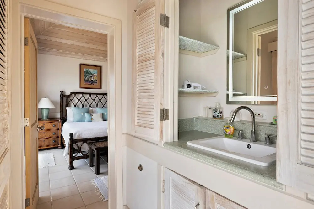 Windermere Paradise: Luxurious Estate With Amenities