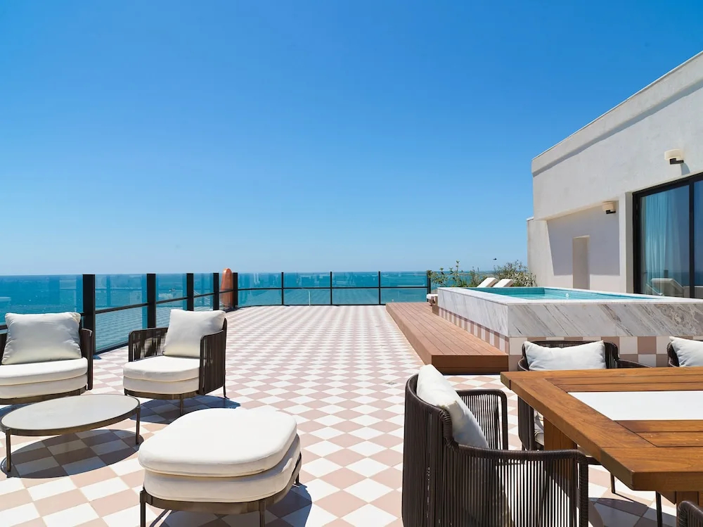 Photo - LIV Mackenzie Beach Suites Larnaca ADULTS ONLY