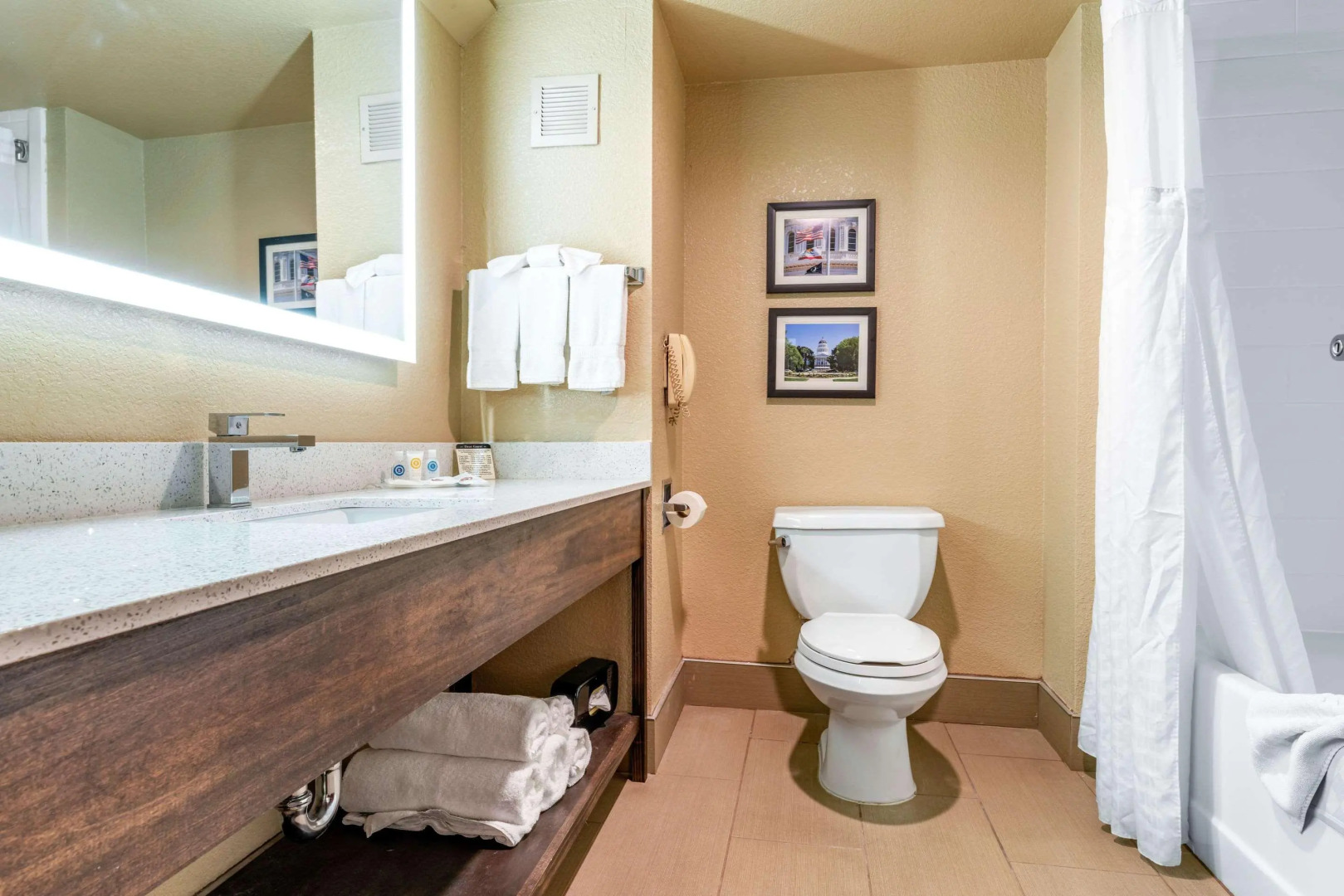 Foto - Comfort Suites Downtown Sacramento