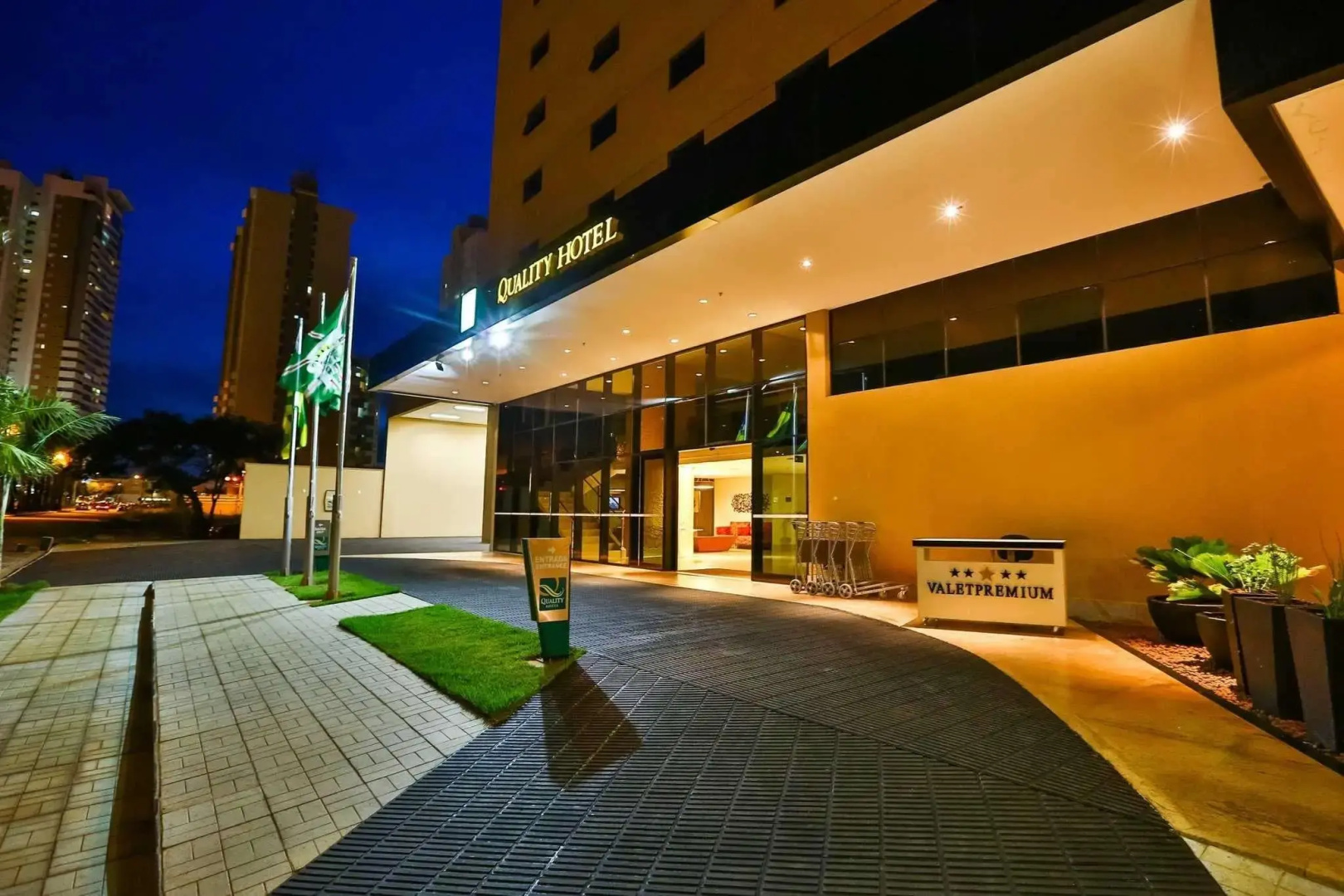 Photo - Quality Hotel Flamboyant