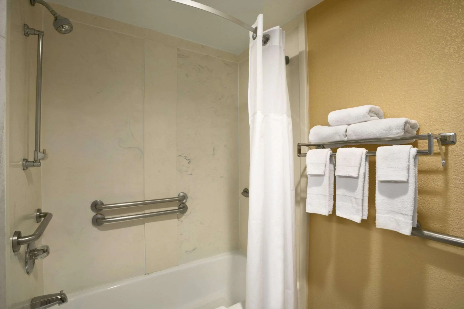 Foto - Days Inn by Wyndham Nashville Airport