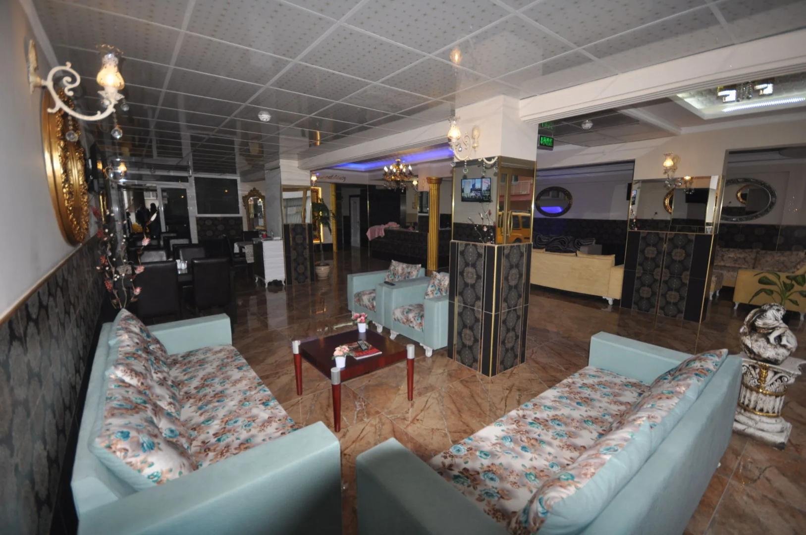 Photo - Exporoyal Hotel