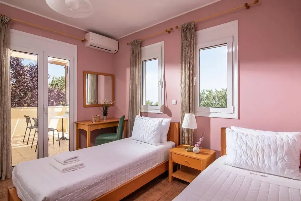 Photo - Villa Daphni