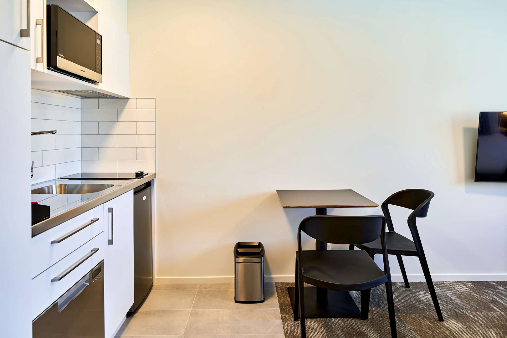 Photo - Sojourn Apartment Hotel - Ghuznee