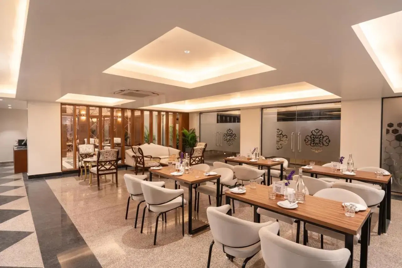 Foto - Foxtrail, Sector 42 - AM Hotel Kollection