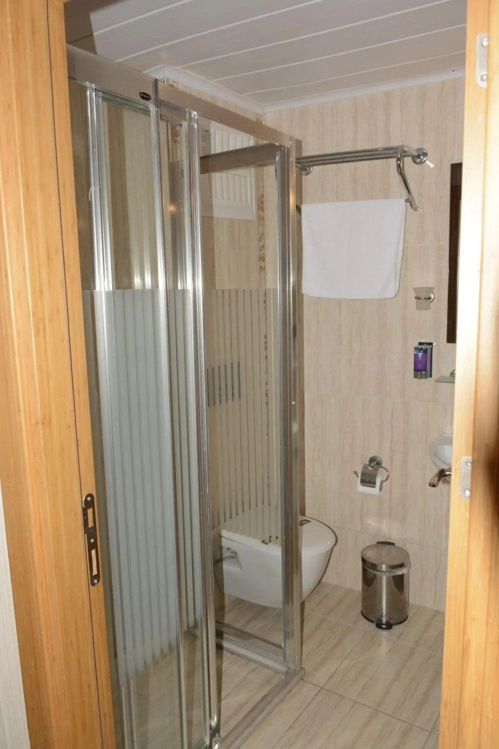 Photo - Hermanos Hotel