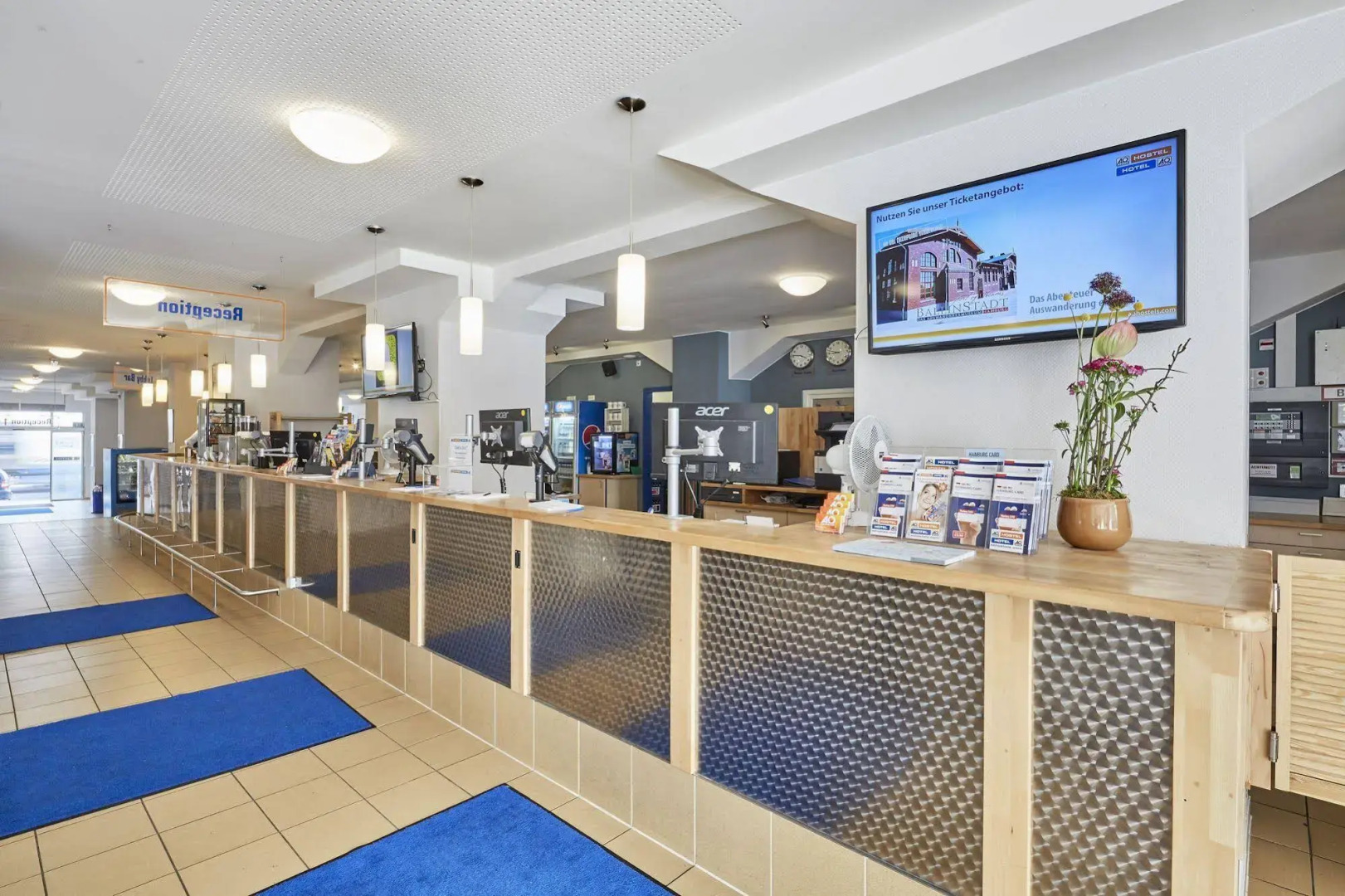 Photo - a&o Hamburg City