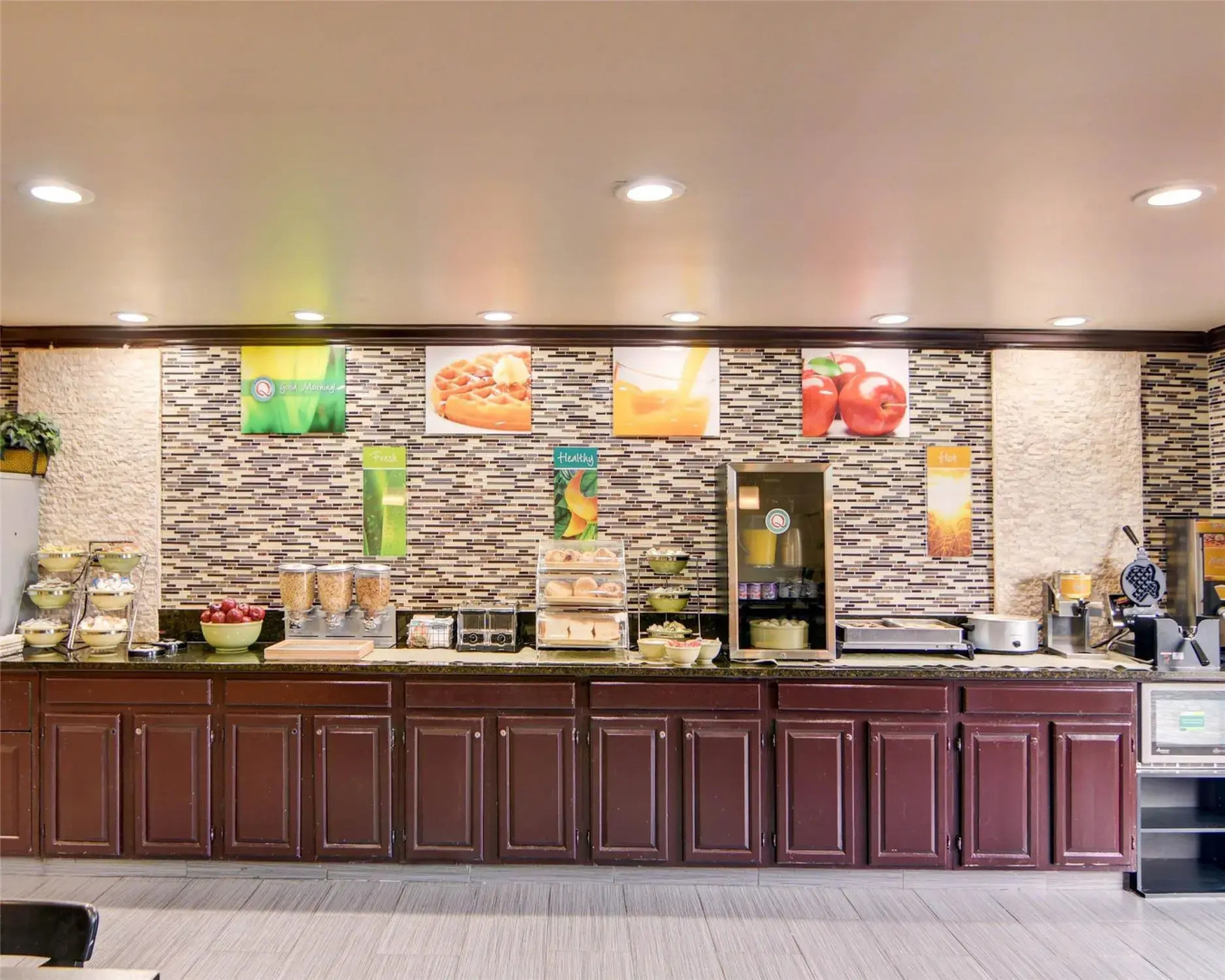 Photo - Quality Inn DFW Airport North
