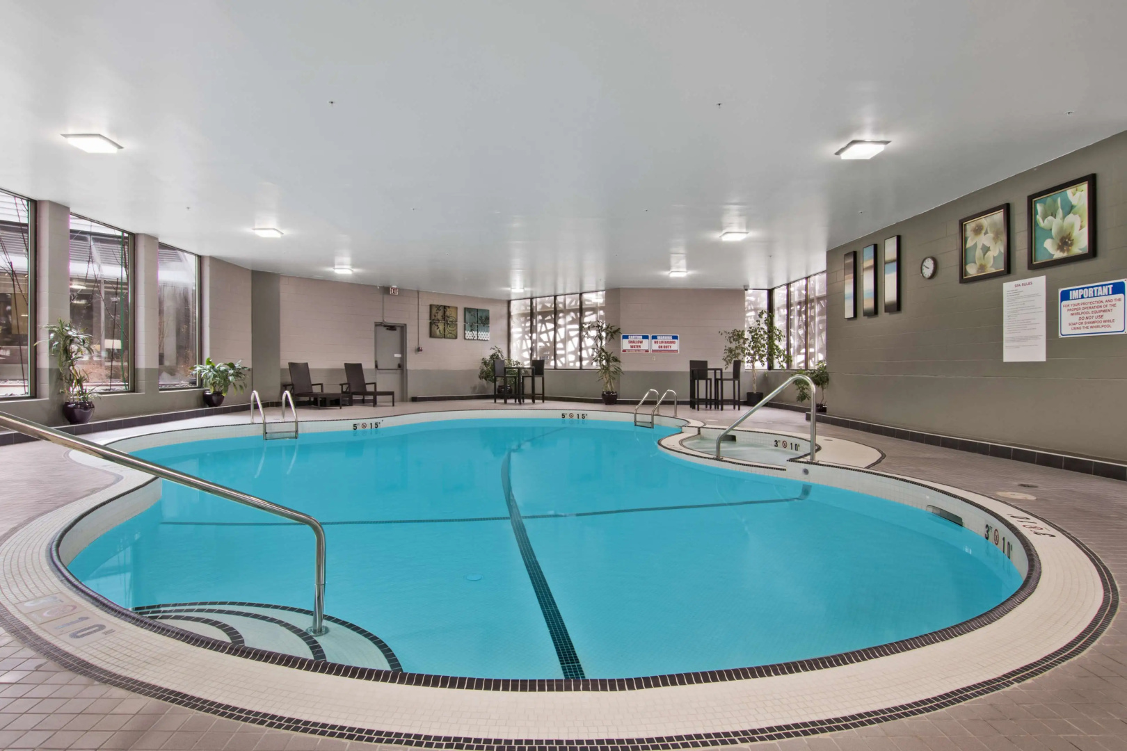 Photo - Best Western Premier Calgary Plaza Hotel & Conference Centre