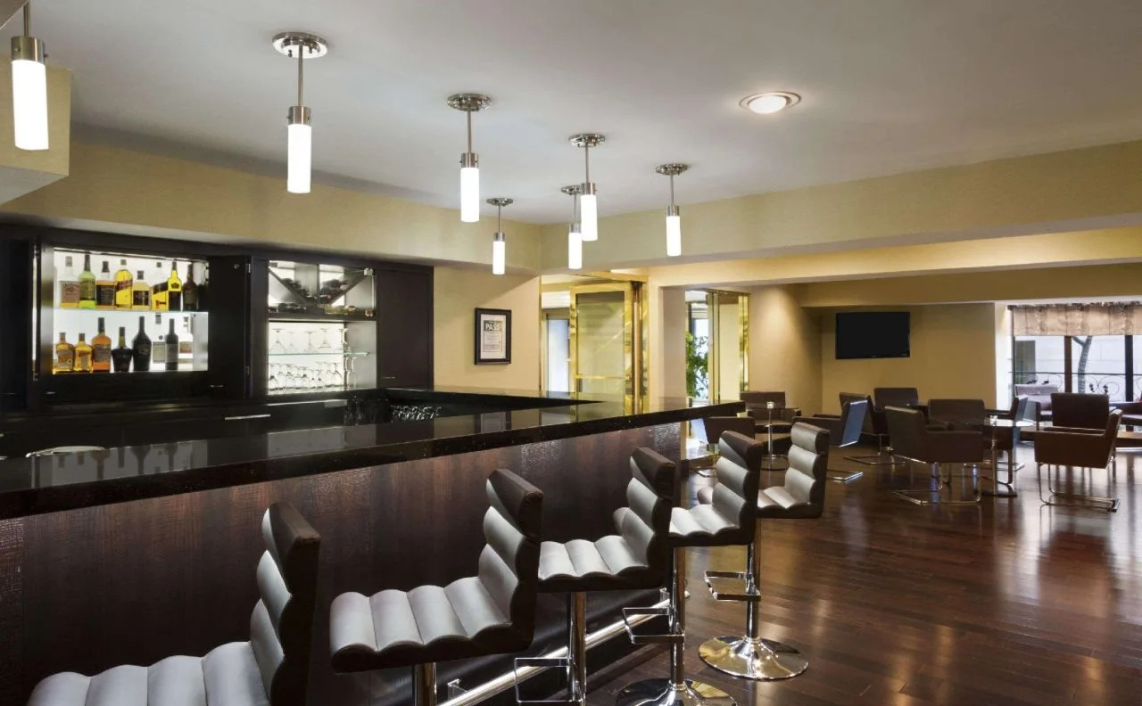 Photo - Hampton Inn & Suites by Hilton Toronto Downtown