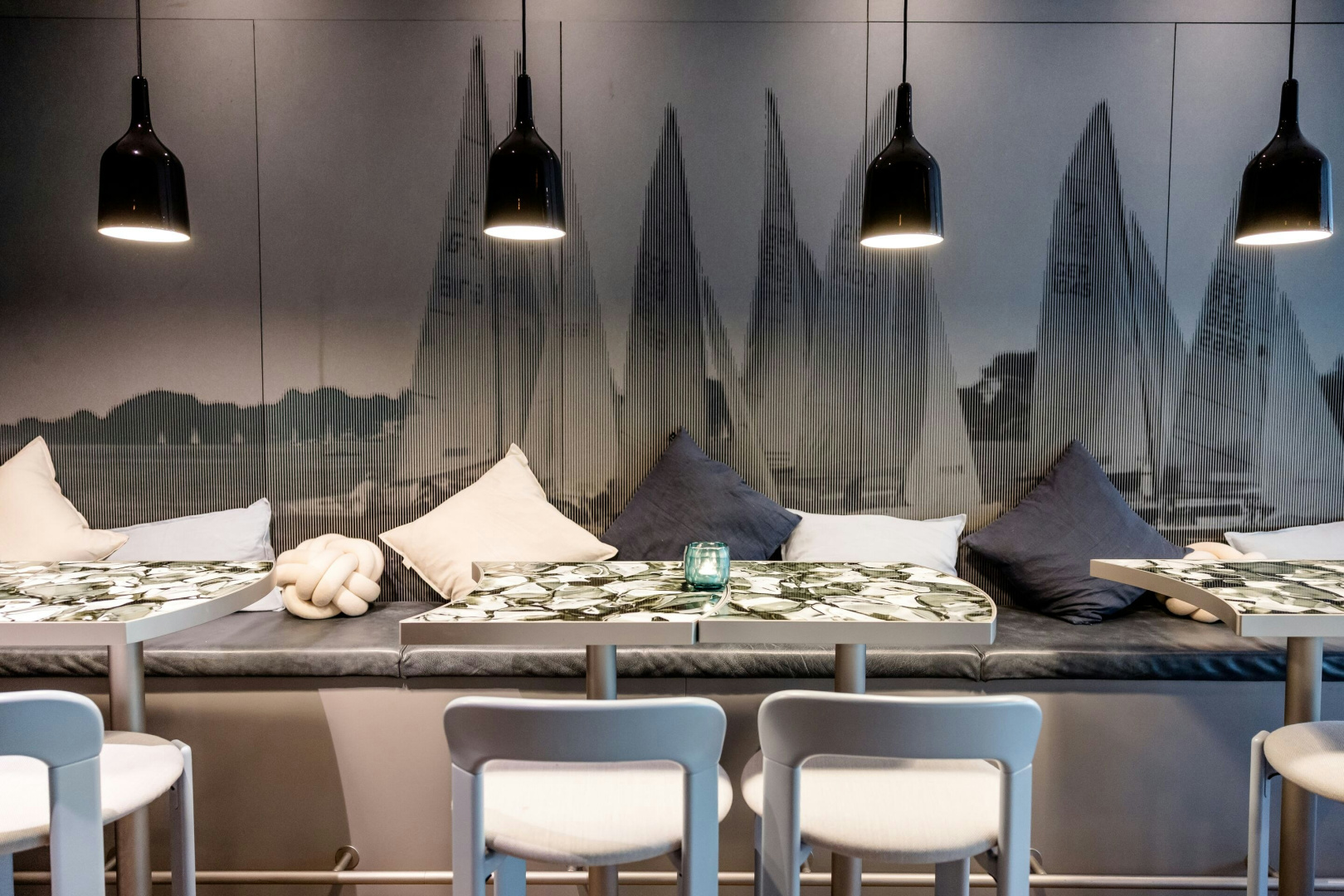 Photo - Motel One Hamburg-Alster