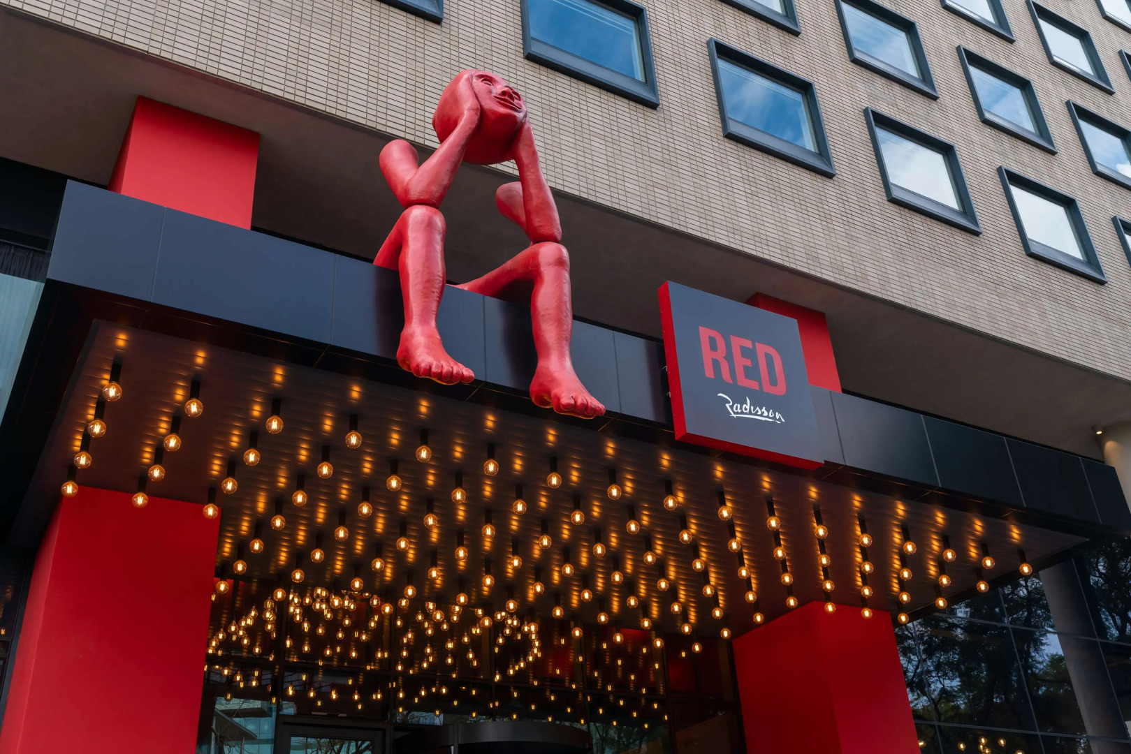 Photo - Radisson RED Hotel Johannesburg Rosebank
