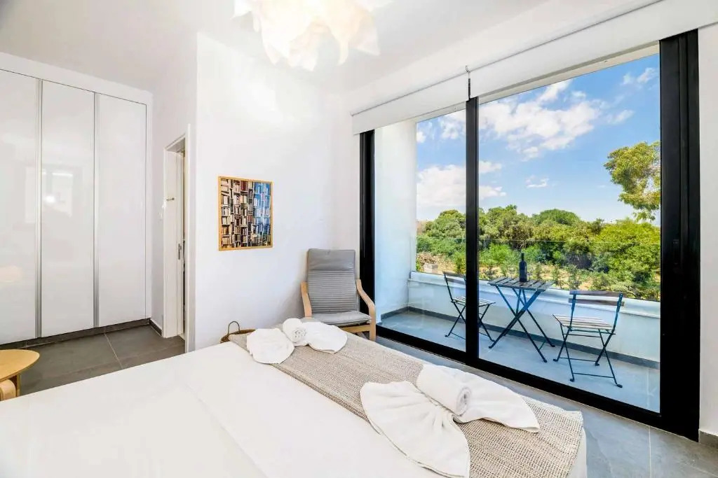 Photo - By The Beach - Sea Pearl Villa