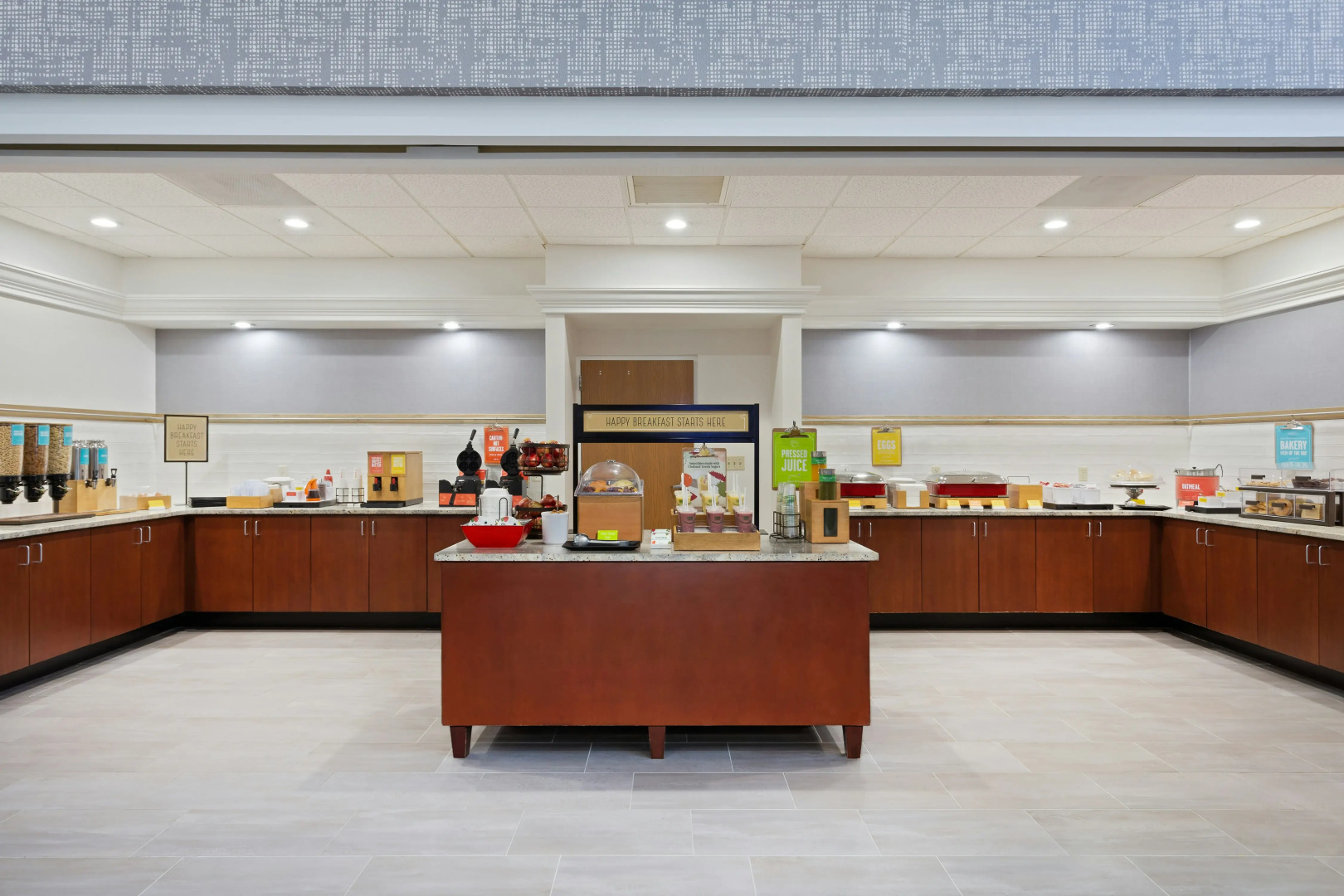 Photo - Hampton Inn & Suites Orlando Intl Dr N