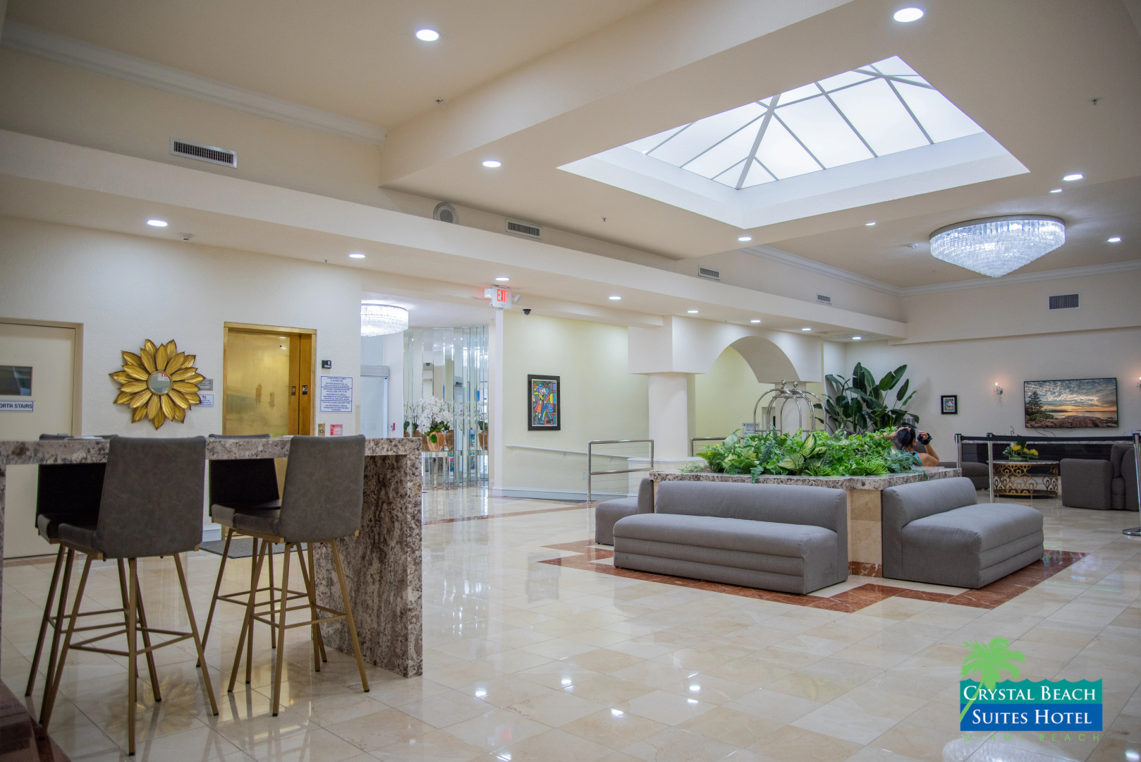 Photo - Crystal Beach Suites Miami Oceanfront Hotel