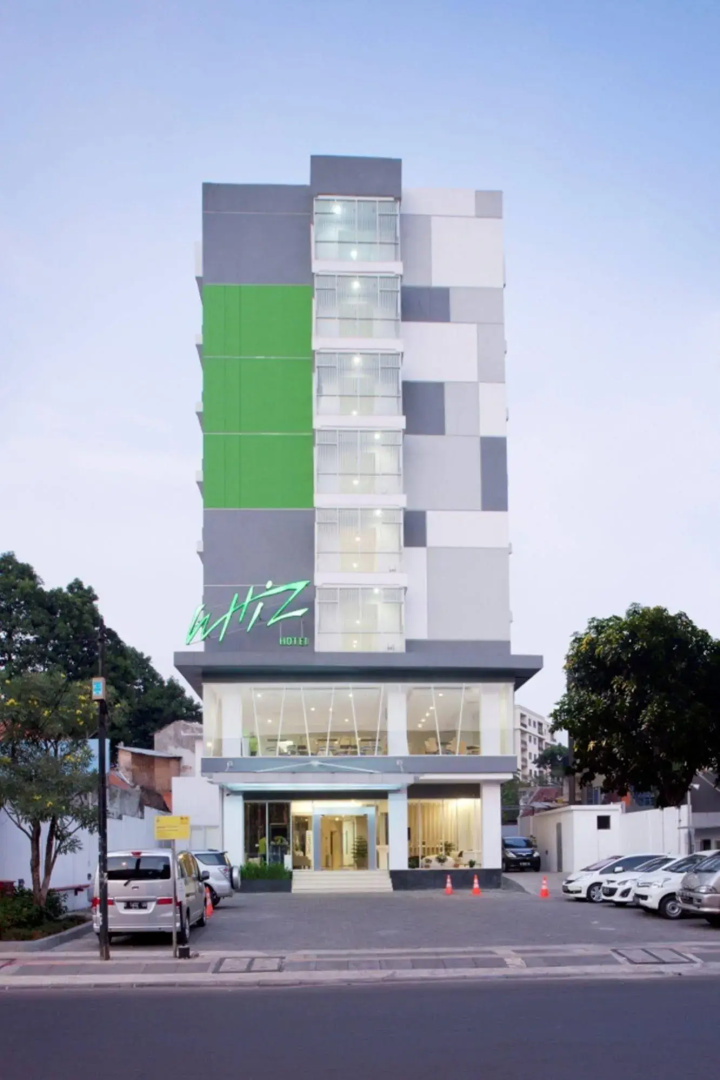 Photo - Whiz Hotel Cikini Jakarta