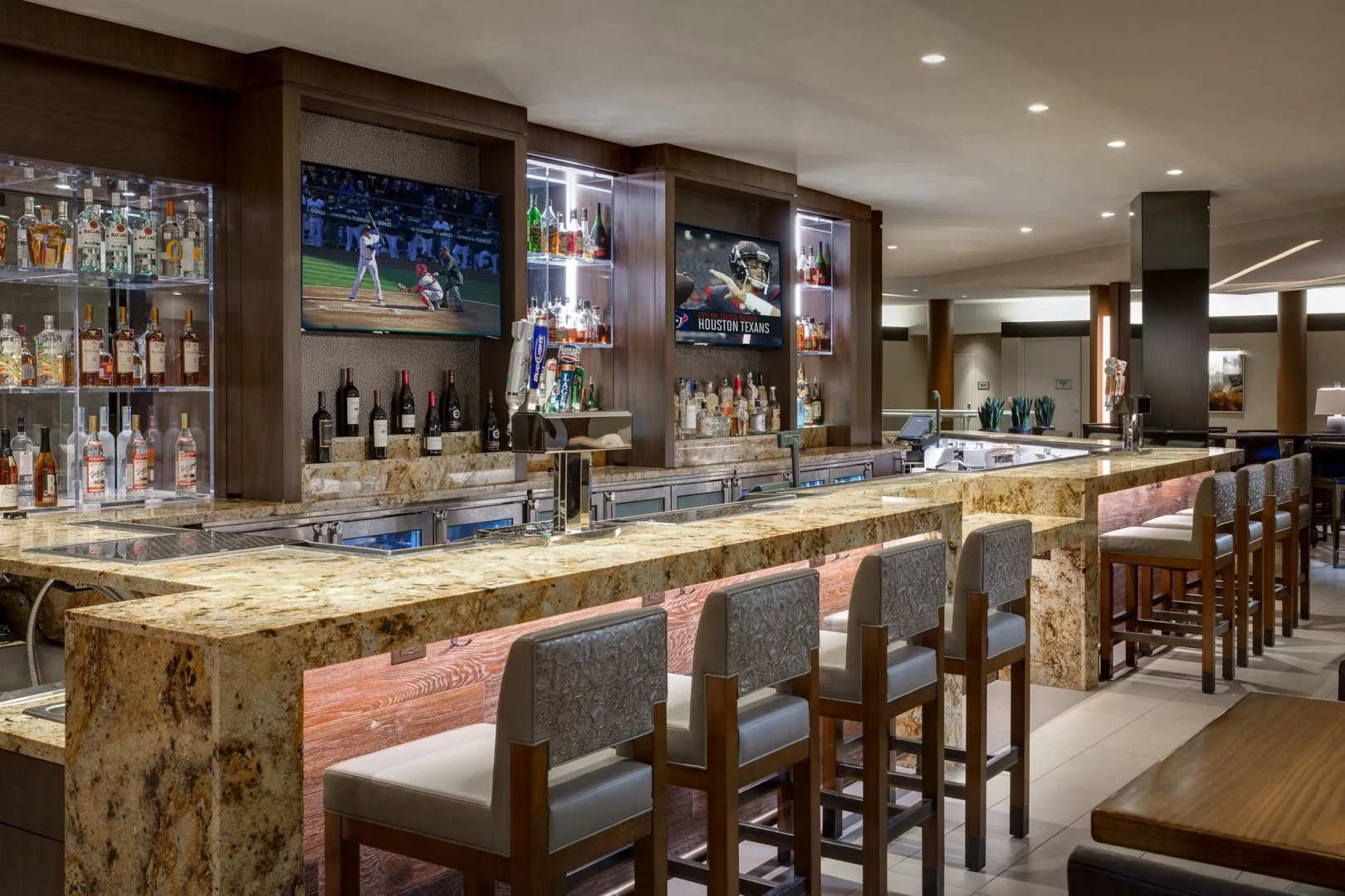 Photo - Houston Airport Marriott at George Bush Intercontinental