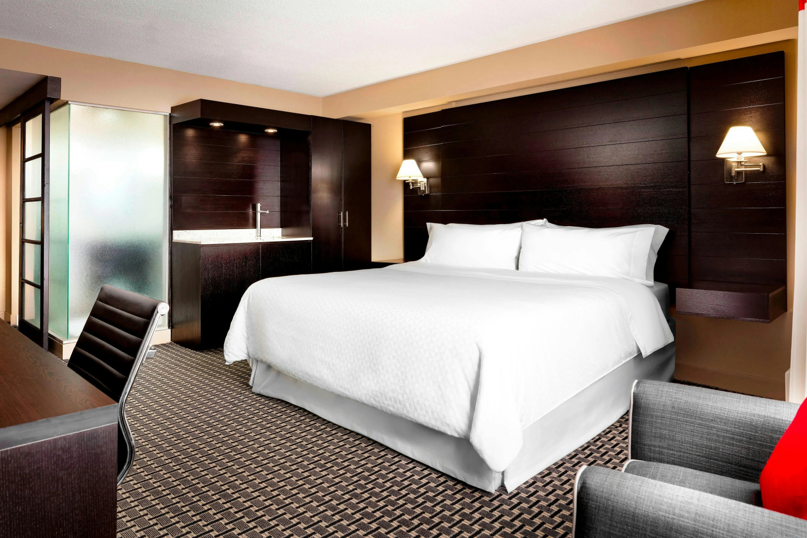 Foto - Four Points by Sheraton Mississauga Meadowvale