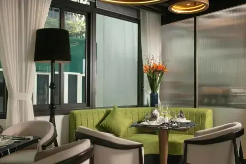 Photo - Le Premier Hotel & Rooftop Bar