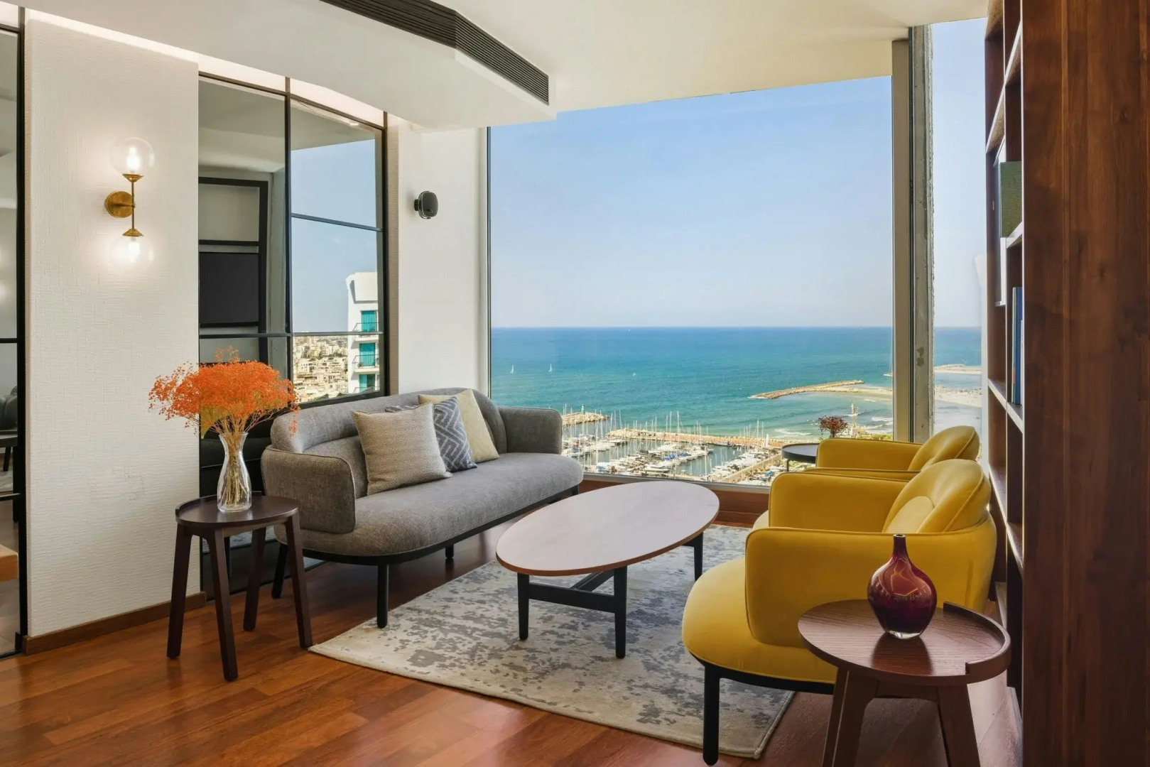 Photo - Renaissance Tel Aviv Hotel