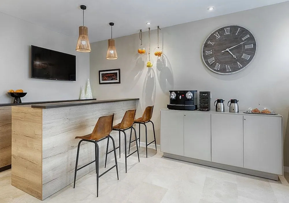 Photo - Opera House Valencia B&B