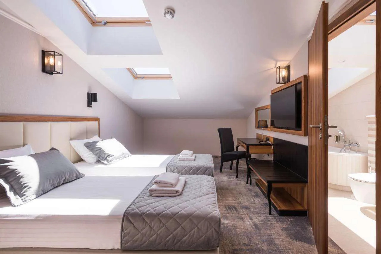 Photo - Sky Hotel Kraków