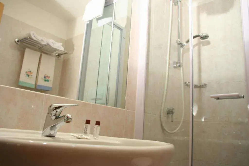 Photo - Albert Hotel