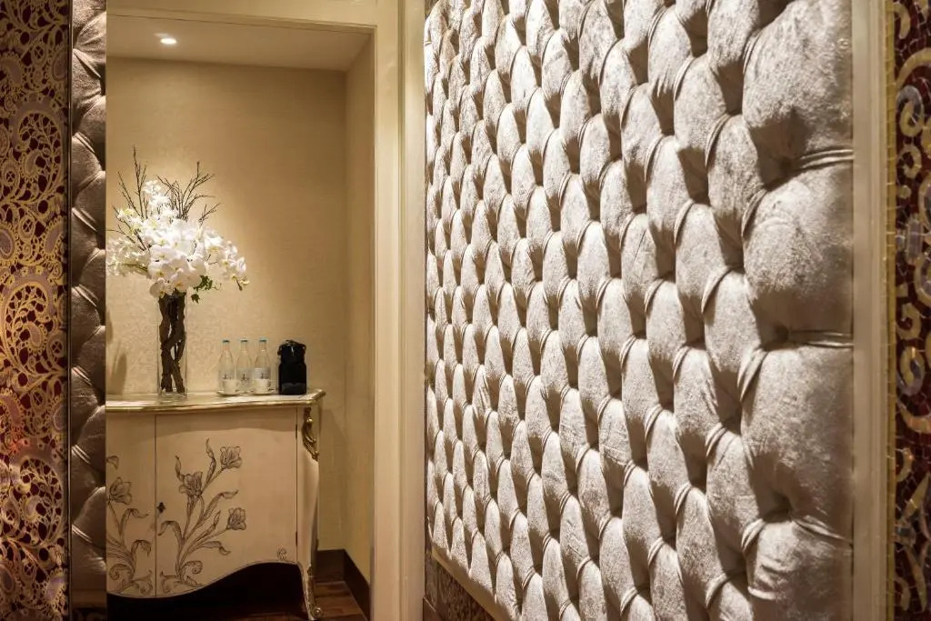 Photo - The Reverie Saigon