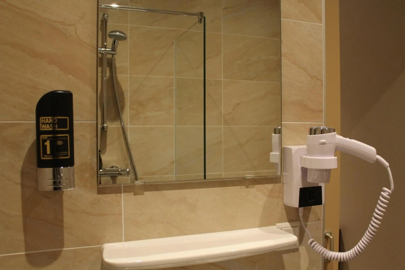 Foto - Aston City Hotel