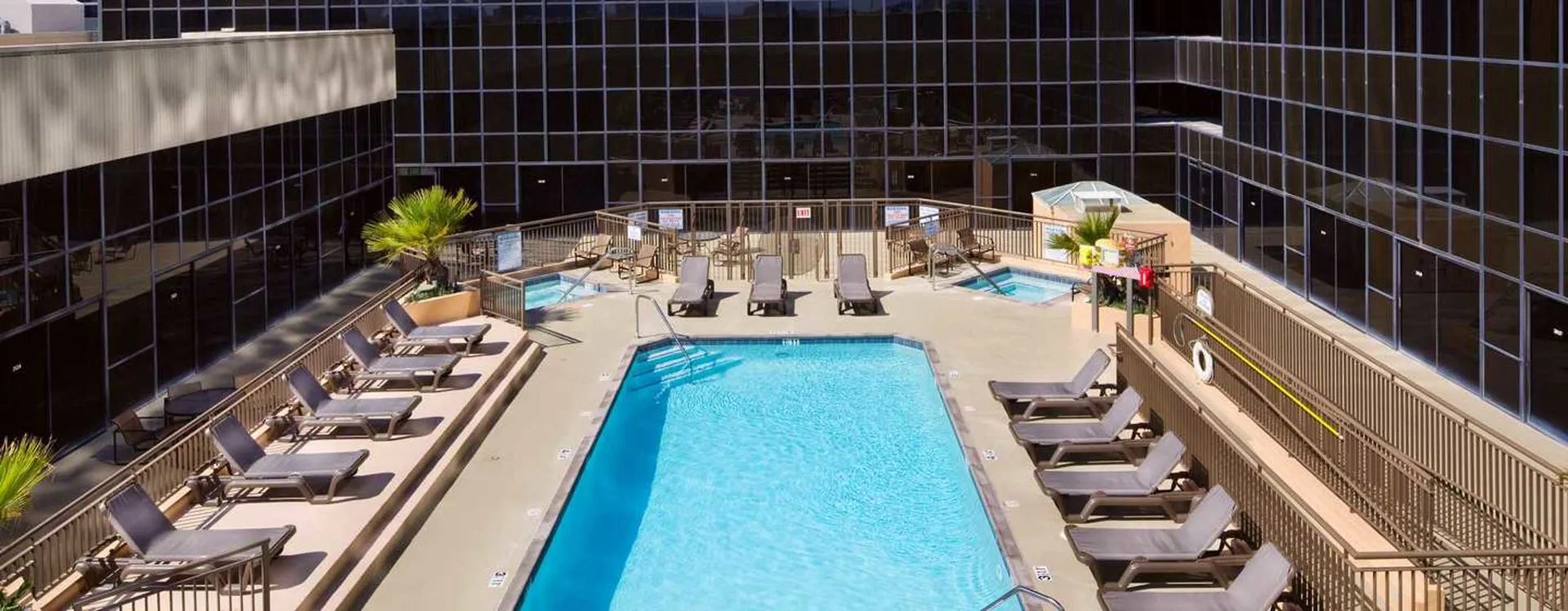 Photo - Hilton Los Angeles Airport