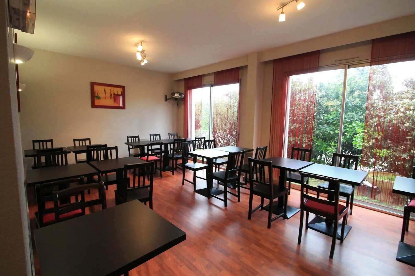 Foto - Adonis Lyon Est Hôtel Artys
