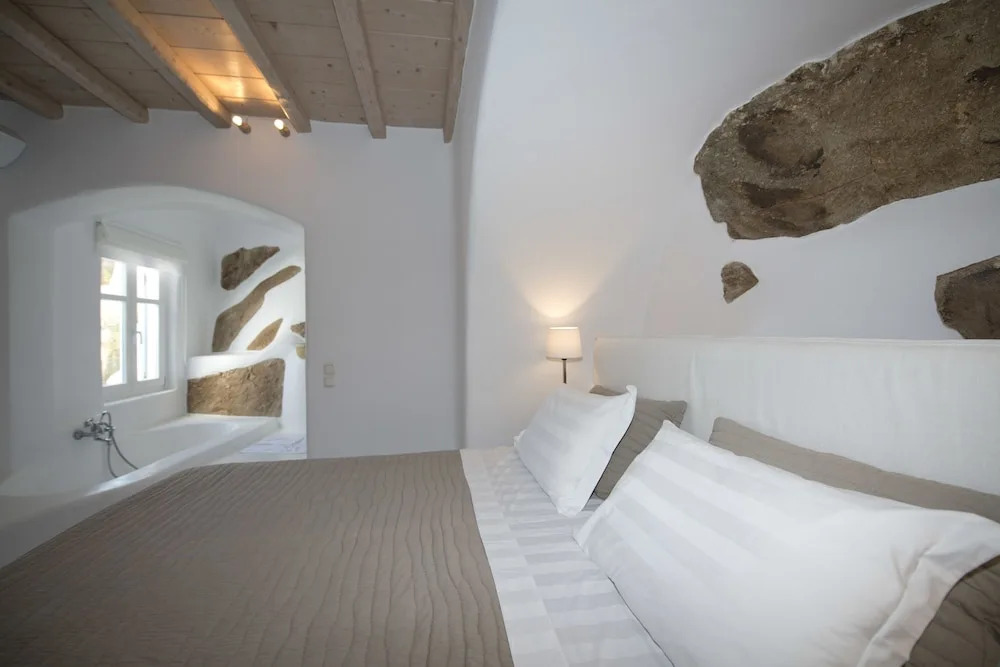 Photo - Villa Azurite with heated pool by Diles Villas