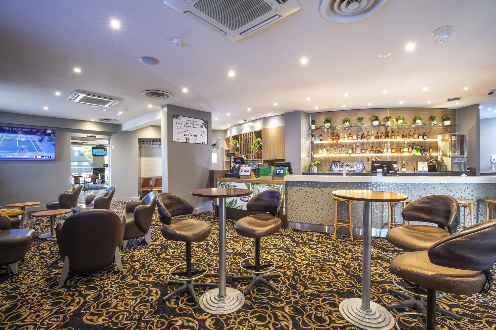 Foto - Royal Hotel by Nightcap Social