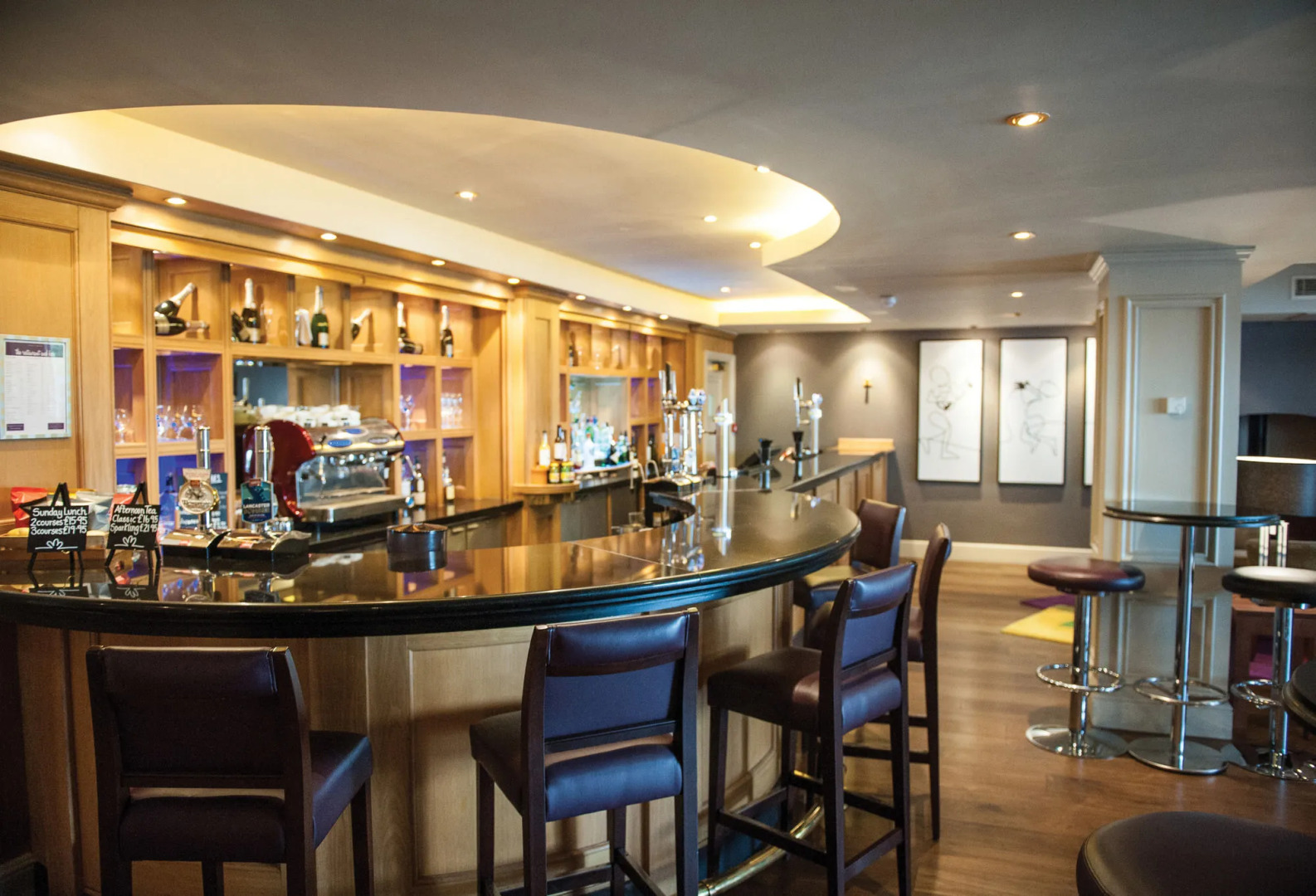 Photo - Cottons Hotel and Spa