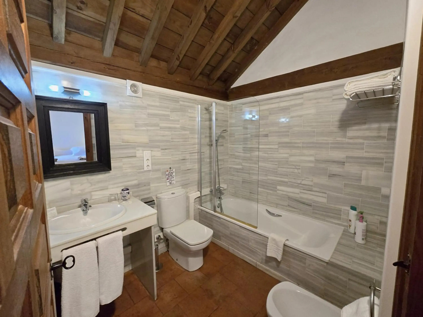 Foto - Hotel Santa Isabel La Real