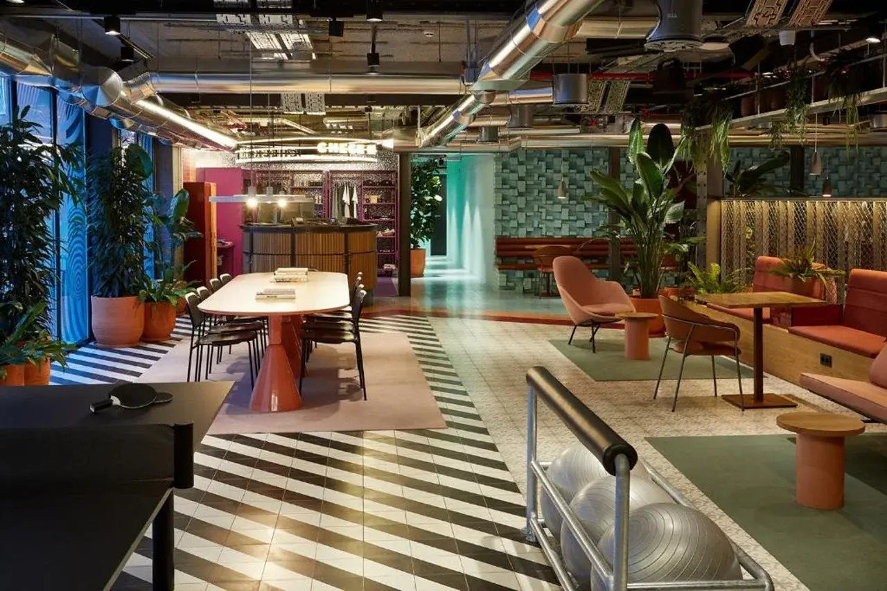 Photo - The Social Hub Madrid 4 star
