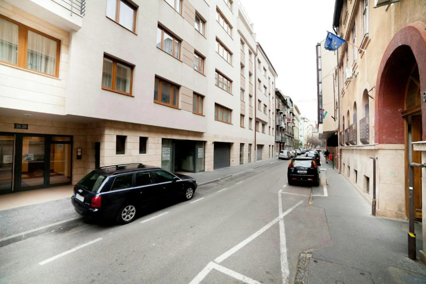 Photo - Prince Apartments