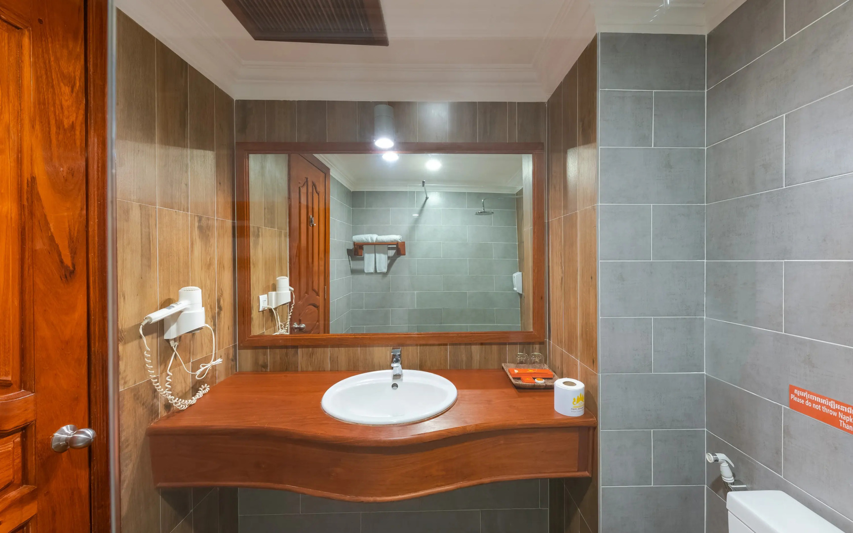 Foto - The Suite By Royal Crown Hotel