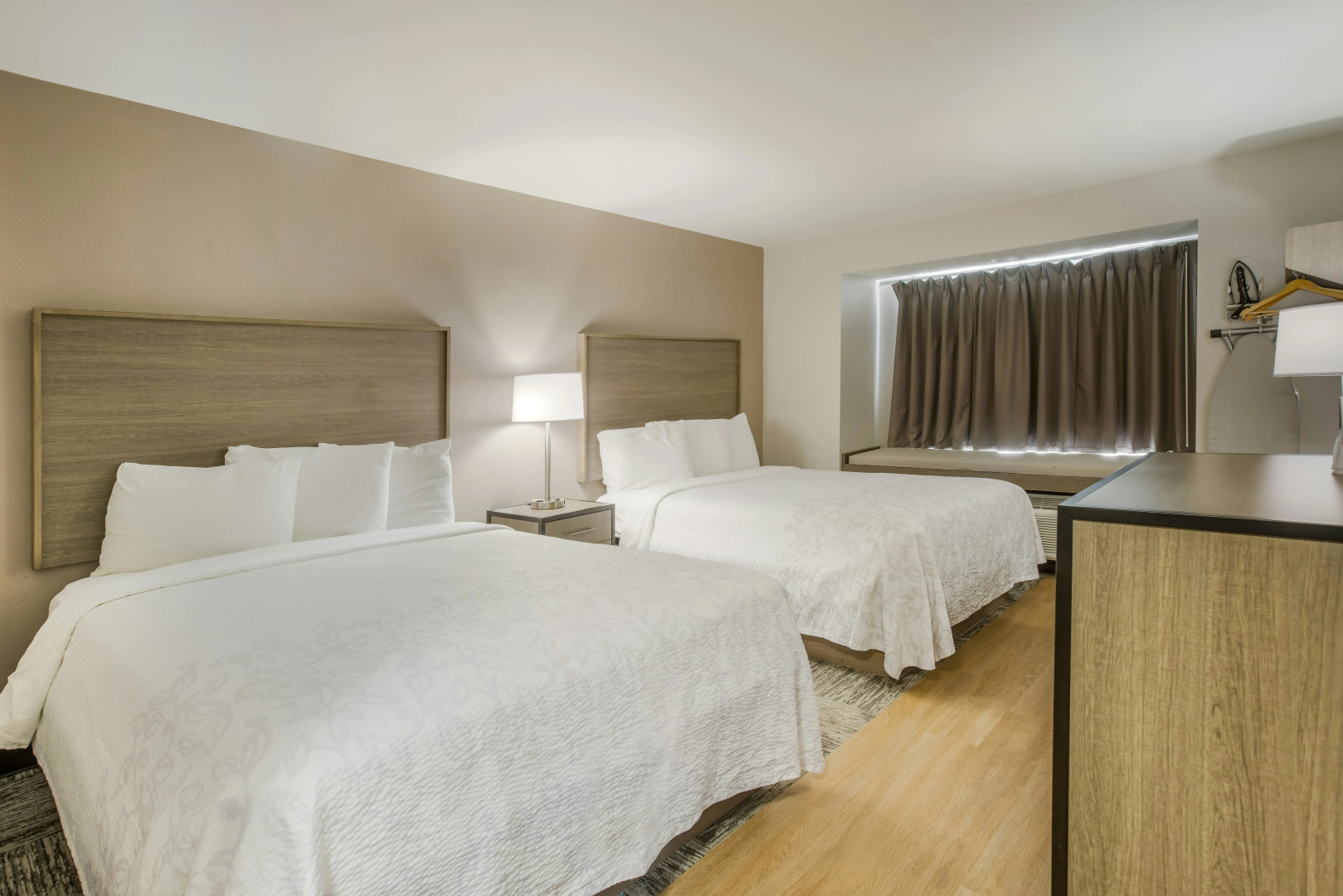 Photo - Red Roof Inn PLUS+ & Suites Savannah - I-95