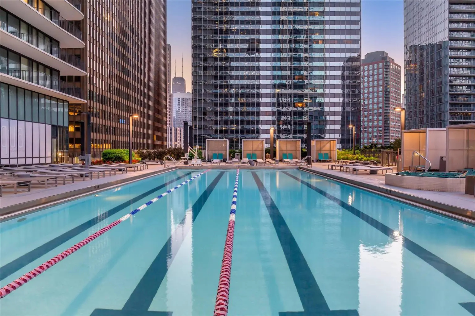 Photo - Radisson Blu Aqua Hotel Chicago